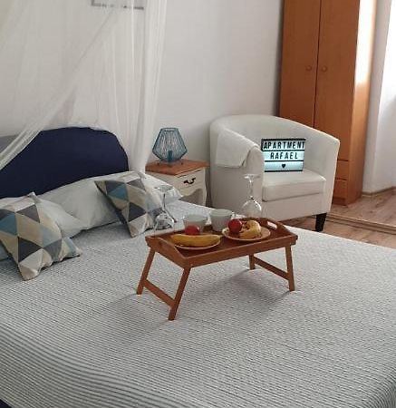 סנג' Apartment Rafael מראה חיצוני תמונה